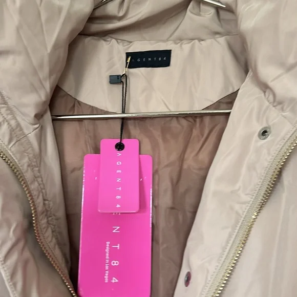 NWT Cropped Puffer Jacket - Latte - Picture 9 of 12